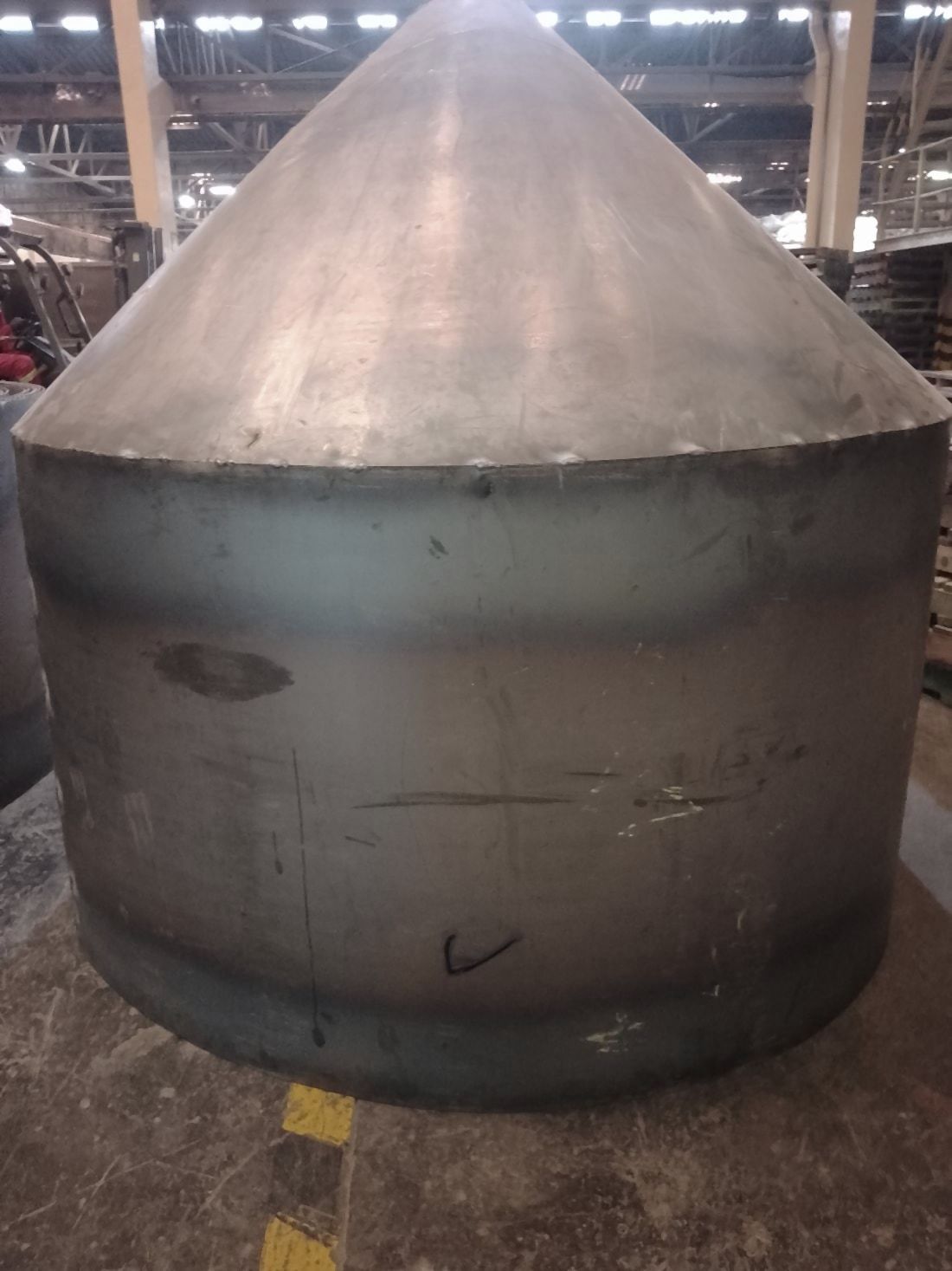 Cone section rolled and welded in the workshop